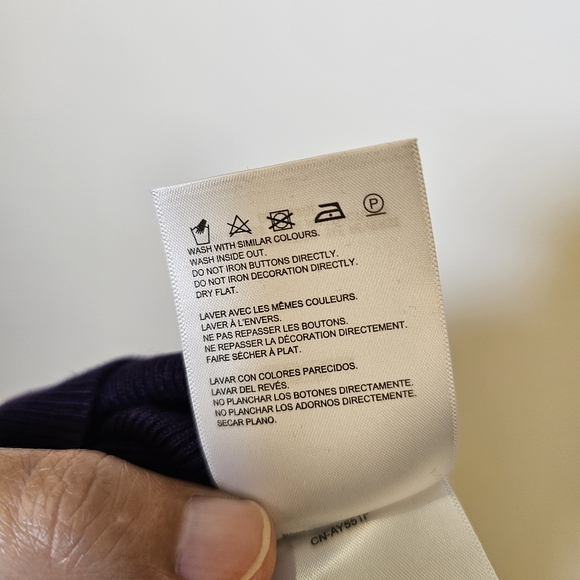 👍 Mexx purple super soft stretch long sleeve v-neck knit sweater top size M US - Picture 9 of 9